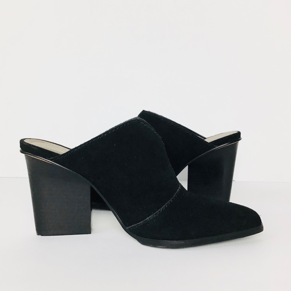 Donald Pliner Black Leather Slip On Mules - Picture 3 of 11